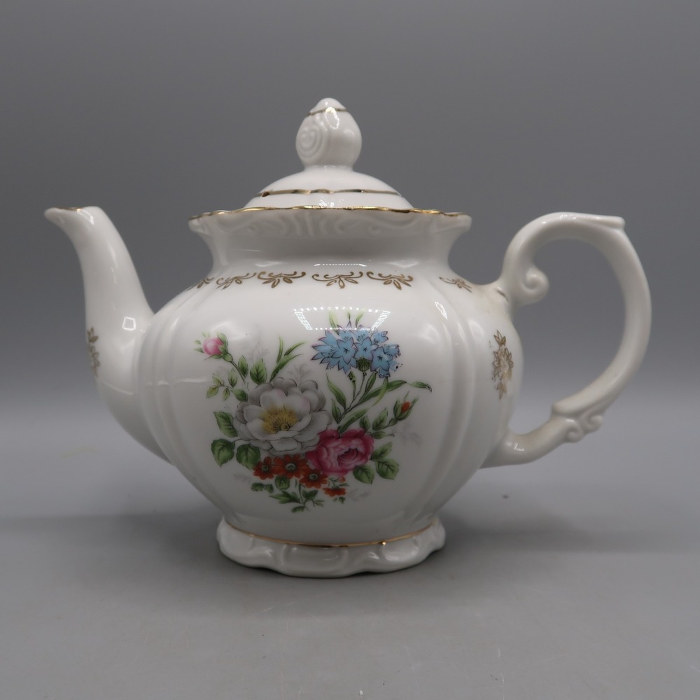 TOSCANY Collection Porcelain Teapot Floral Rose White Japan 6 inch